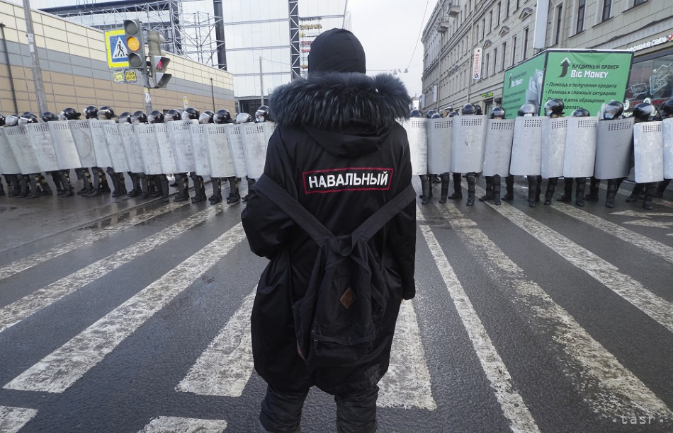 FOTO: Počas protestov v Rusku zadržali vyše 5100 ľudí vrátane novinárov