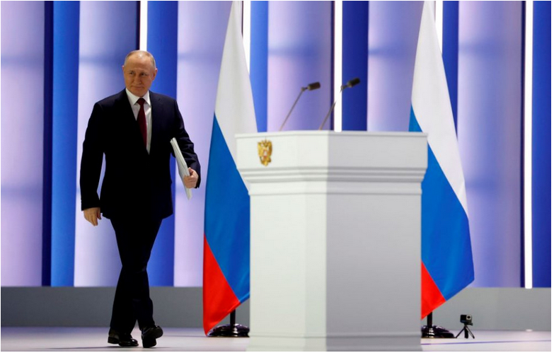 Putin hrozí posilňovaním ruského jadrového arzenálu