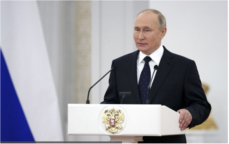 Putin: Aj keby sme potopili britský torpédoborec, vojna by sa nezačala