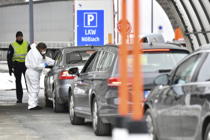 Vedci SAV: Nový koronavírus sa javí 10-krát nebezpečnejší ako chrípka