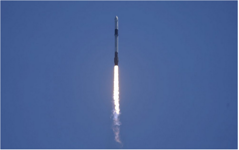 Na Zem nekontrolovateľne dopadla čínska raketa, NASA kritizuje Peking