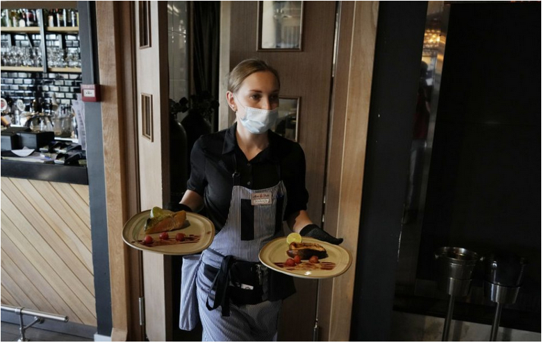 Do reštaurácií takmer bez obmedzení, Holandsko ruší väčšinu opatrení