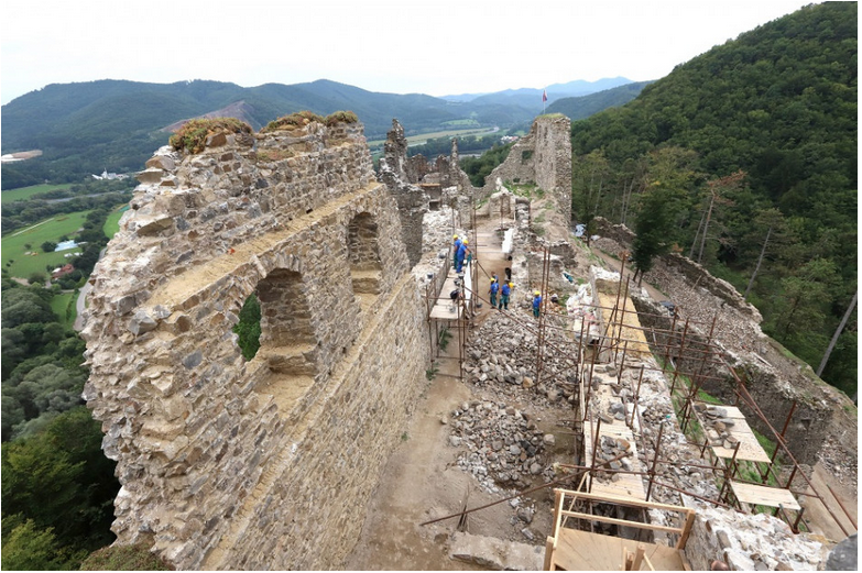 Podobu hradu Revište zo 17. storočia približuje jeho 3D model