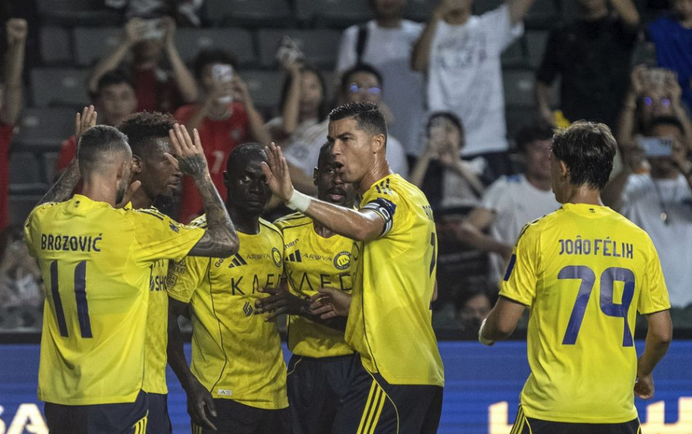 Al-Nassr je vo finále Superpohára, Ronalda vrúcne prijali v Hong Kongu
