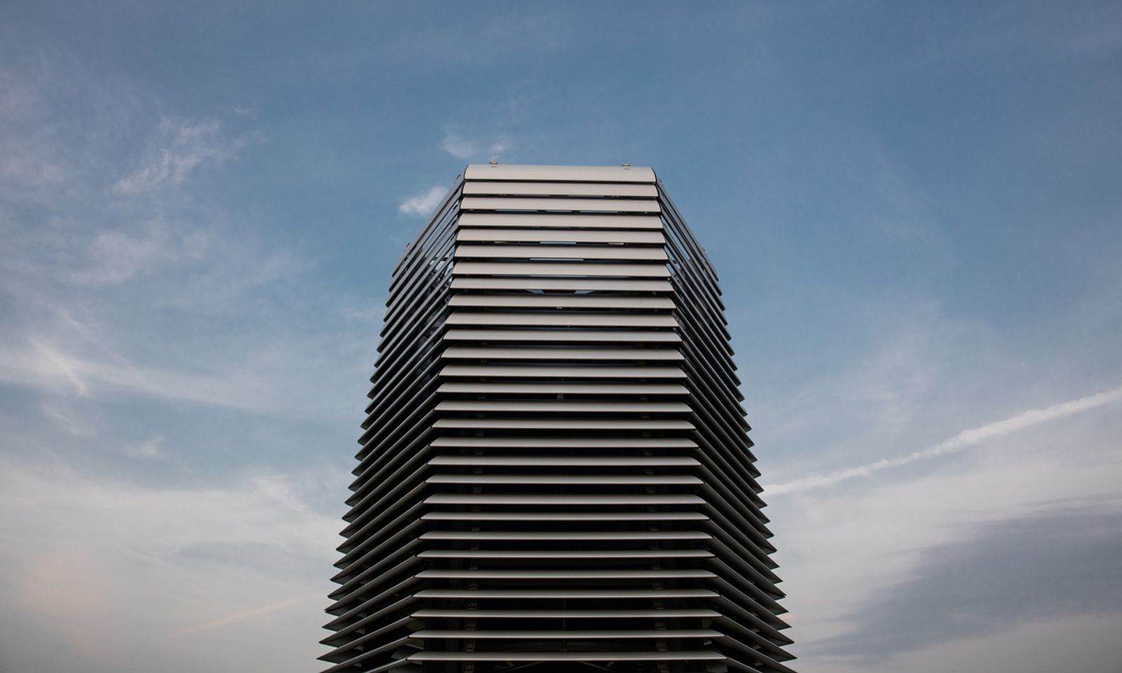 Smog Free Tower