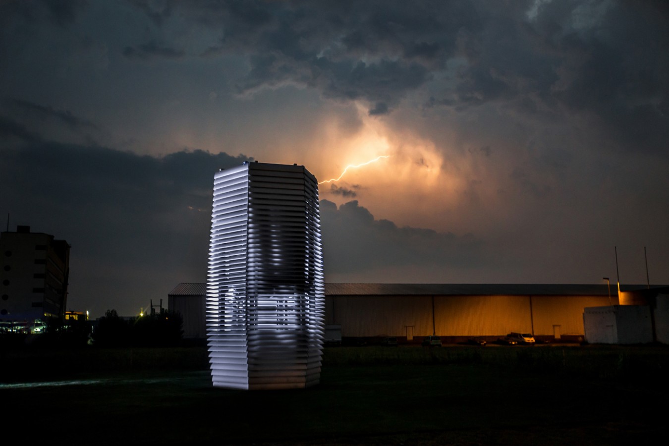 Smog Free Tower