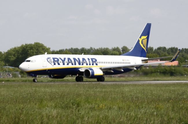 Ryanair poteší cestujúcich, ceny leteniek budú klesať