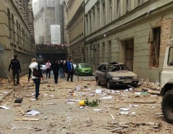 V centre Prahy vybuchol dom, trosky zasypali niekoľko ľudí