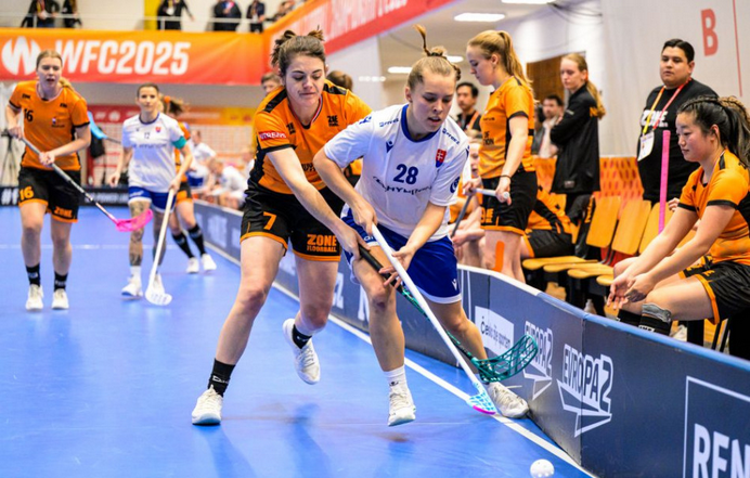 MS žien vo florbale: Slovenky zdolali Holandsko 11:4 a postúpili do štvrťfinále