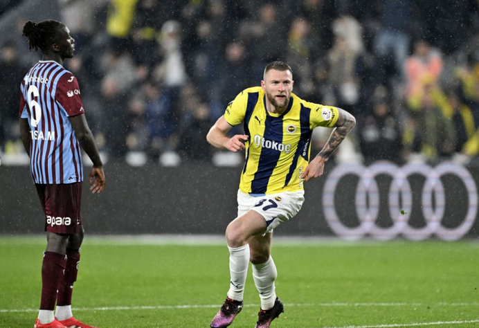 Slovenský futbalový obranca Milan Škriniar sa stane kmeňovým hráčom Fenerbahce