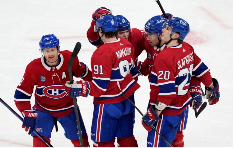 NHL: Slafkovský si pripísal asistenciu, Montreal prehral s Torontom 2:4