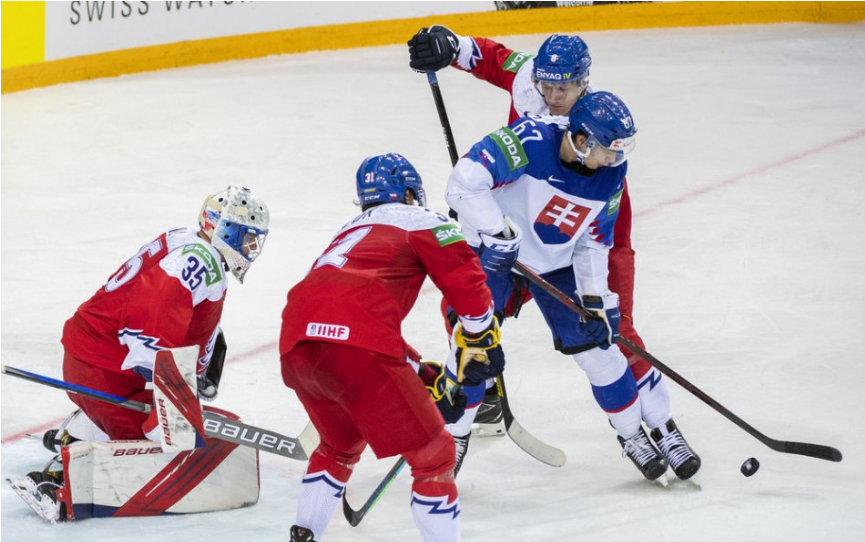 VIDEO: Slováci prehrali s Českom 3:7, vo štvrťfinále ich čaká USA