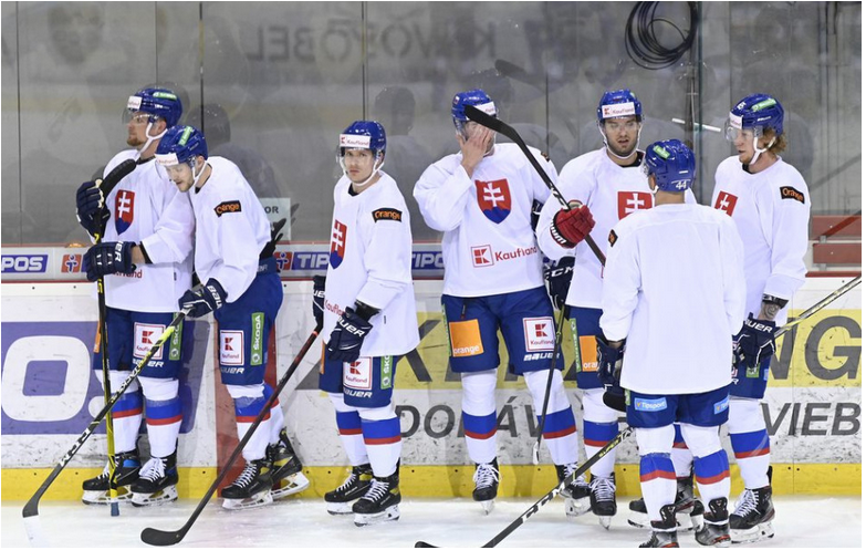 Hokej: Slováci chcú prerušiť sériu prehier s Českom