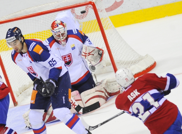 MS v hokeji 2013: Slováci majú motiváciu, za semifinále ich vyvážia pivom