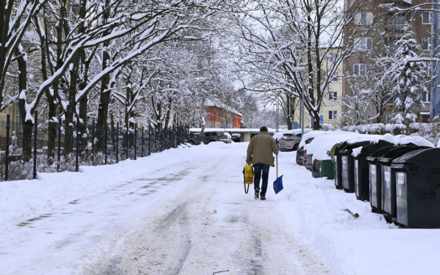 Veľká predpoveď počasia: Vďaka snehu ešte môže na Slovensku prituhnúť