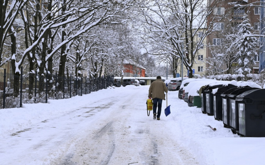 Na strednom Slovensku je bez elektriny 37 000 odberných miest