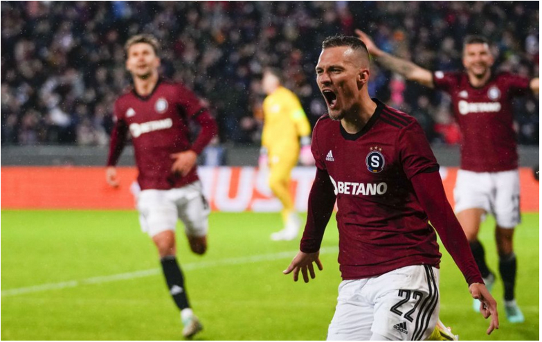 Sparta Praha sa v osemfinále Európskej ligy stretne s Liverpoolom