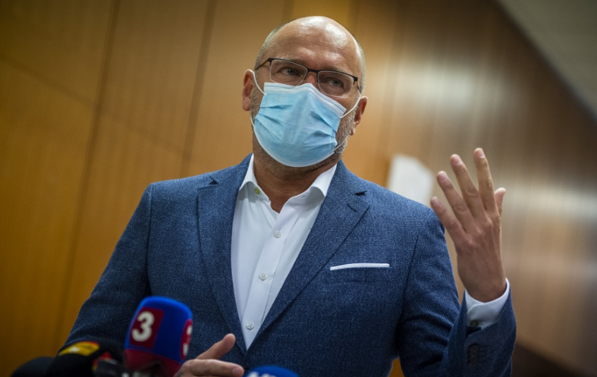 R. Sulík: Je chyba, že o zatváraní, rozhodujú iba epidemiológovia