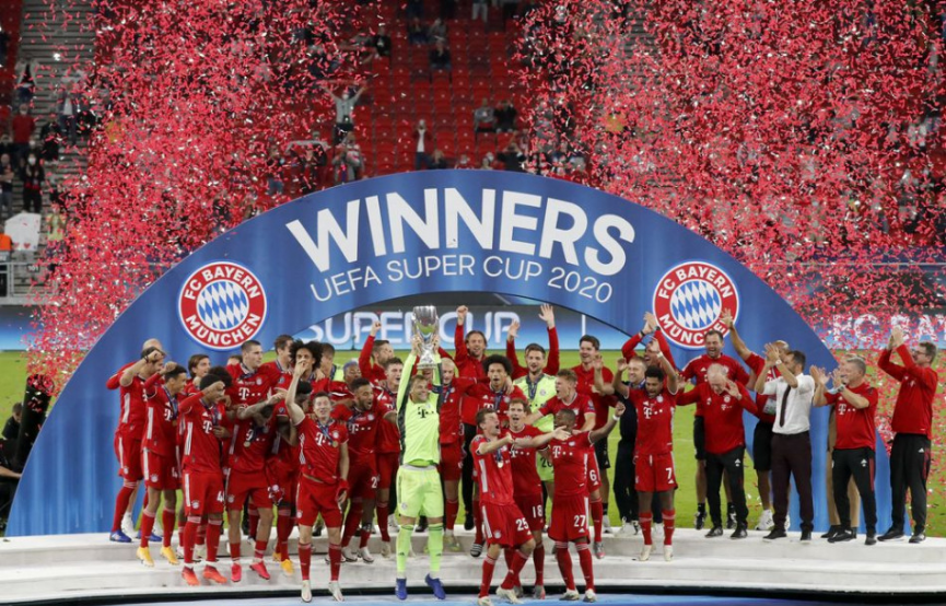 Bayern Mníchov zdolal FC Sevilla 2:1 po predĺžení a získal druhý Superpohár