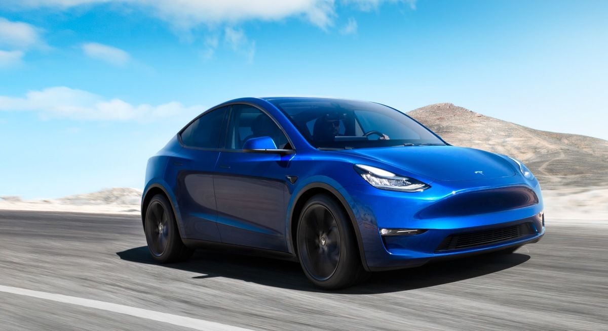 Video: Tesla predstavila nové SUV - Model Y