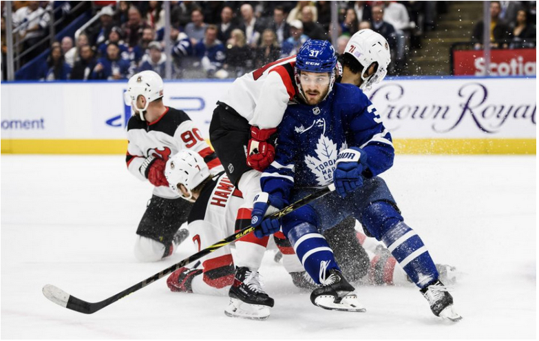 NHL: Montreal prehral v Columbuse 4:6, Slafkovský asistoval