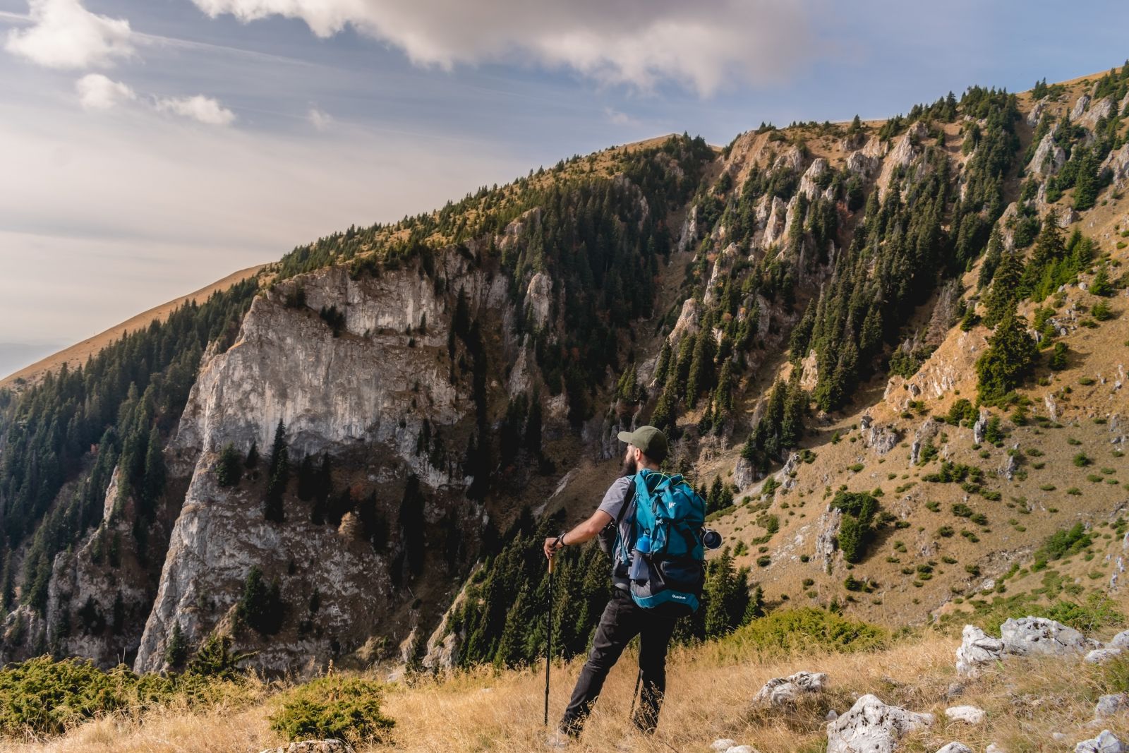 Štartujeme turistickú sezónu: Tieto pomôcky by vám nemali chýbať