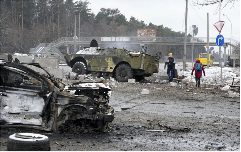 ISW:Ruské jednotky, ktoré sa snažia obkľúčiť Kyjev, si vzali prestávku