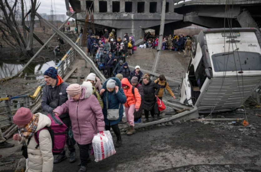 Vojna na Ukrajine: Rusi zintenzívnili ostreľovanie a v niekoľkých mestách vraj otvoria nové humanitárne koridory (online) 