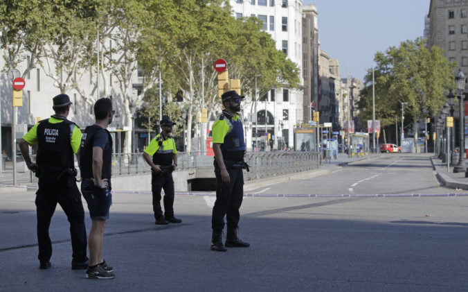 Teroristický útok v Barcelone: Dodávka na Las Ramblas zrazila niekoľkých ľudí na chodníku (aktualizované)
