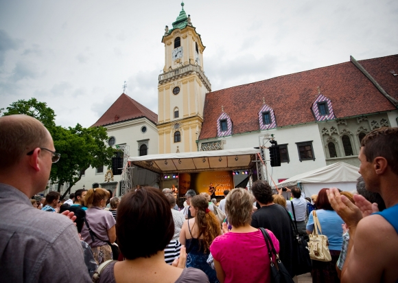 Koncert pre Róberta Bezáka