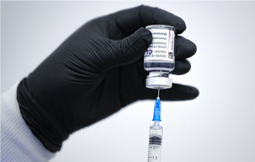 Očkovanie proti covidu v Česku funguje, ukazujú celorepublikové dáta