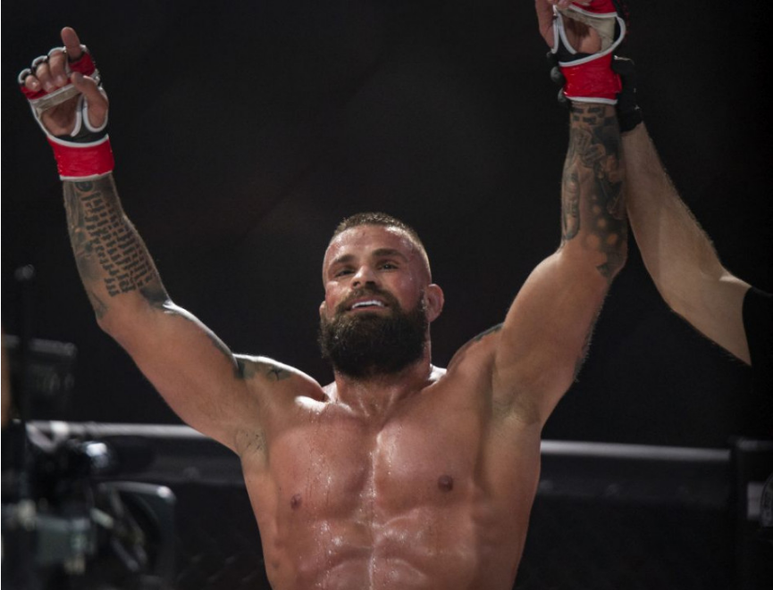 MMA: Vémola zdolal Ďatelinku v hlavnom zápase na turnaji Oktagon 22