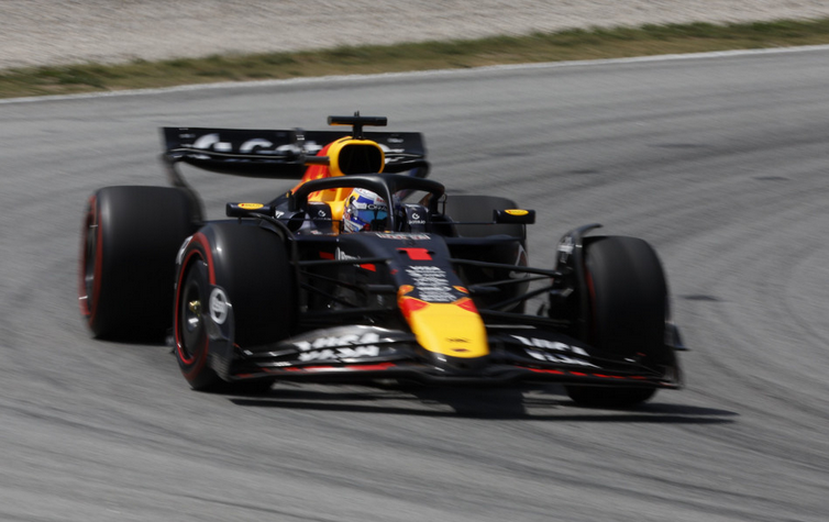F1: Verstappen deň po kolízii s Russellom: Nemalo sa to stať