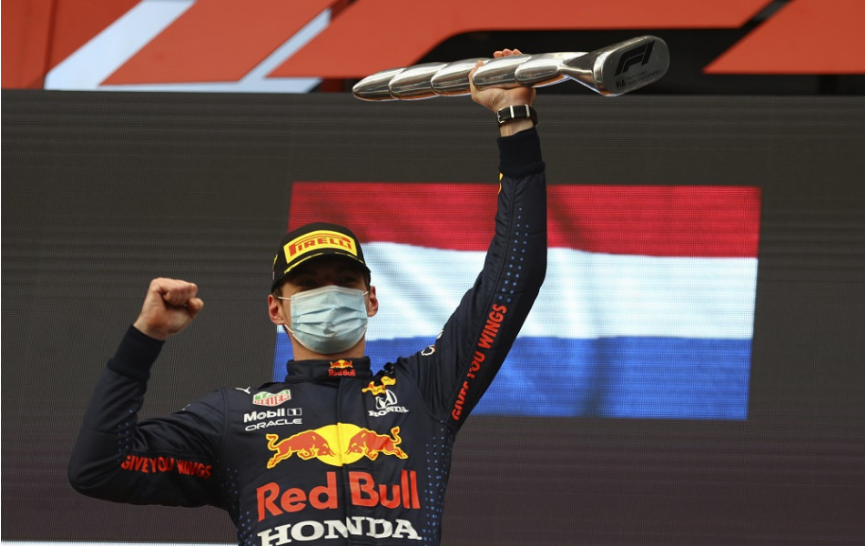 F1: Verstappen po triumfe v Imole: Mal som výborný štart