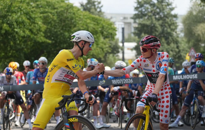 Tour de France 2026: Koniec nádejí. Vinegegaard musel po páde odstúpiť