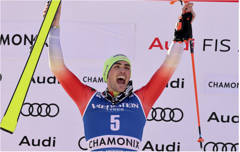 Yule vyhral slalom v Chamonix, po 1. kole bol na 30. mieste