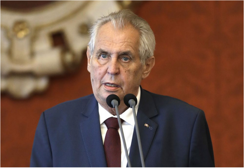 Zeman vyznamenal Gotta, Bohdalovú, Remeka aj Zelenského