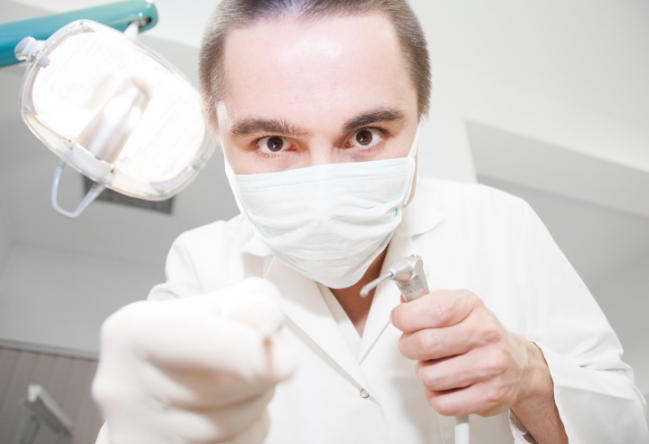 Hororovému zubárovi hrozí desať rokov väzenia