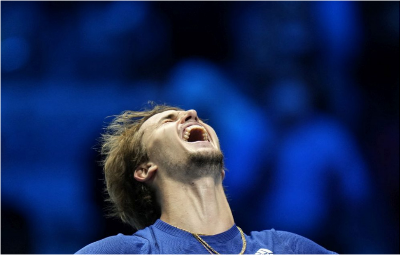 Zverev sa stal druhýkrát víťazom dvojhry po triumfe nad Medvedevom