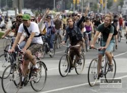 protestuju uz aj cyklisti