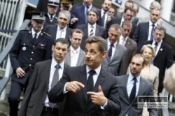 sarkozy upokojuje situaciu