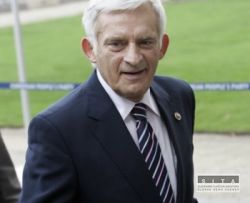 jerzy buzek