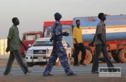 sudanci sa obavaju nasilia pre sporn