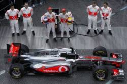 mclaren predstavil monopost mp4 26