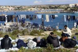 ostrov lampedusa preziva utecenecku