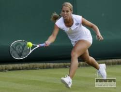 cibulkova postupila do 2 kola na wimb