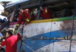 nehoda autobusu v peru