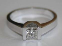 diamantovy prsten