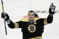 zdeno chara prekonal tisicku