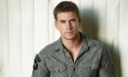 liam hemsworth